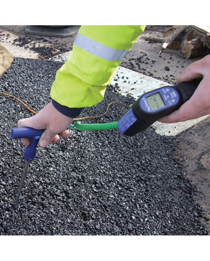 ETI RayTemp® 8 Infraröd termometer för temperaturer från -60 till +500°C. 12:1 avstånd:mätyta. Med uttag för givare termoelement typ K